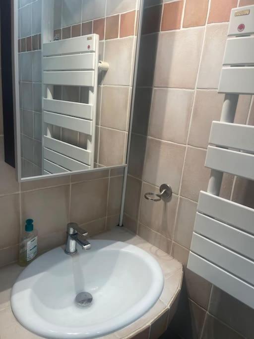 Super Appartement T2 Proche De Tour Eiffel Paris Eksteriør bilde